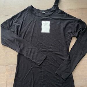 Black Long Sleeve Top